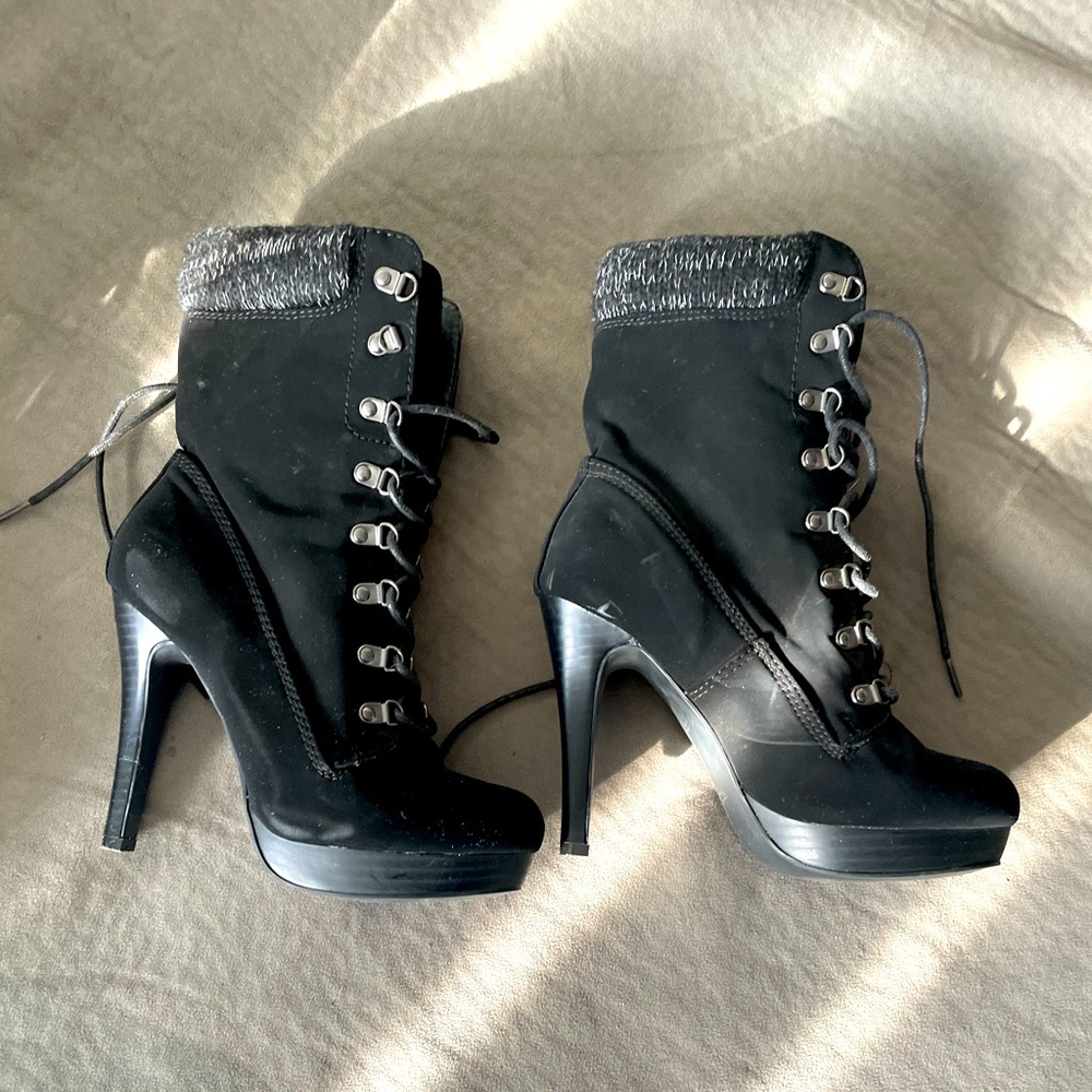 Just fab size 6.5 black
